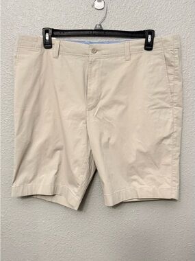 NWT ROWM Shorts Mens BIG Bermuda Flat Front Stone Chino Walking Stretch size 42